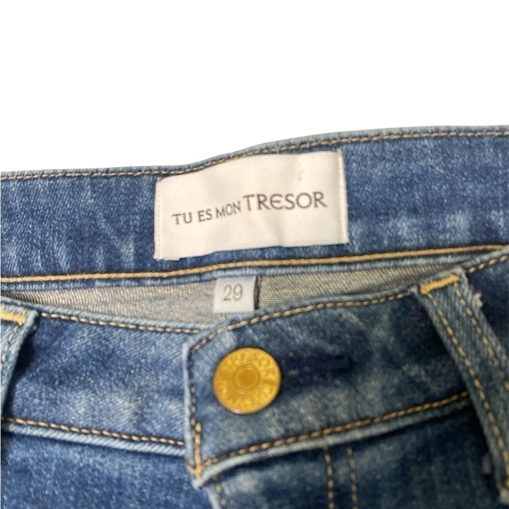 Tu Es Mon Tresor The Sapphire Jean 29 View 4